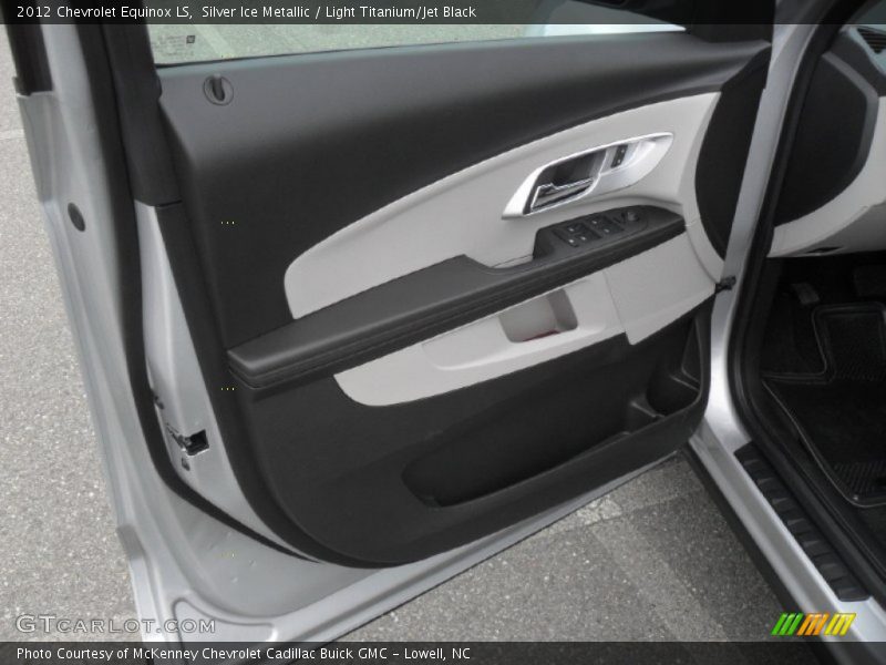 Silver Ice Metallic / Light Titanium/Jet Black 2012 Chevrolet Equinox LS
