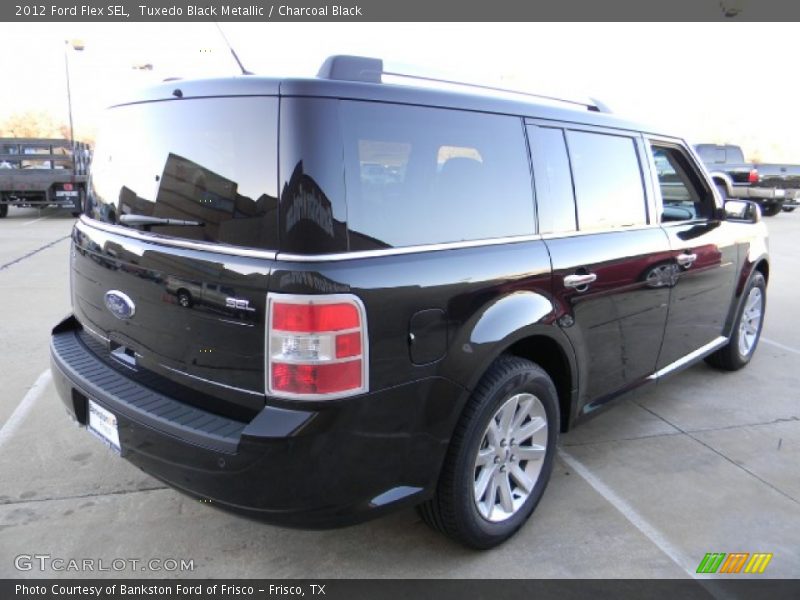 Tuxedo Black Metallic / Charcoal Black 2012 Ford Flex SEL