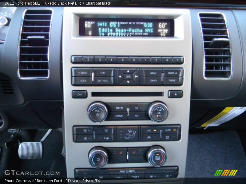 Controls of 2012 Flex SEL