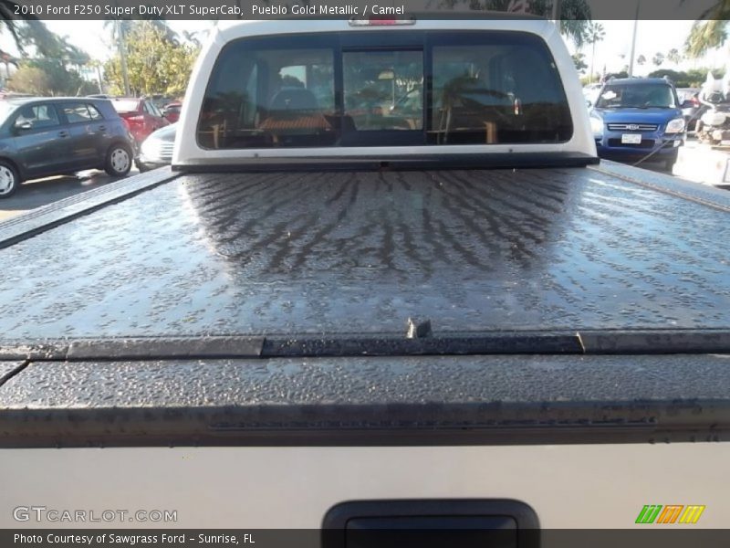 Pueblo Gold Metallic / Camel 2010 Ford F250 Super Duty XLT SuperCab