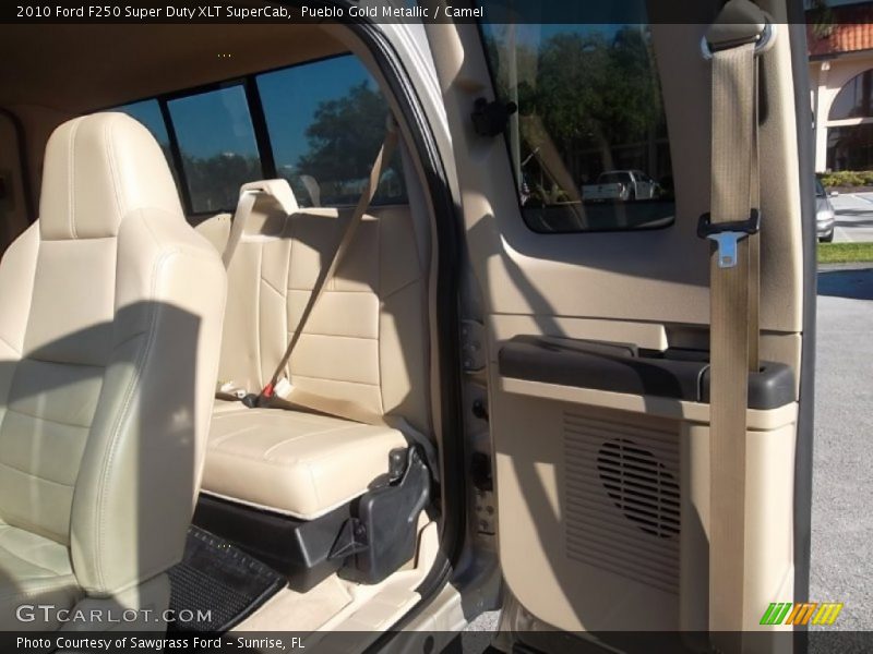 Pueblo Gold Metallic / Camel 2010 Ford F250 Super Duty XLT SuperCab