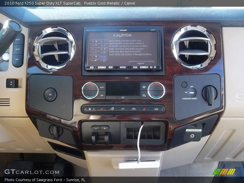 Controls of 2010 F250 Super Duty XLT SuperCab