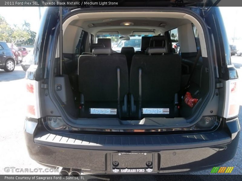 Tuxedo Black Metallic / Medium Light Stone 2011 Ford Flex SEL