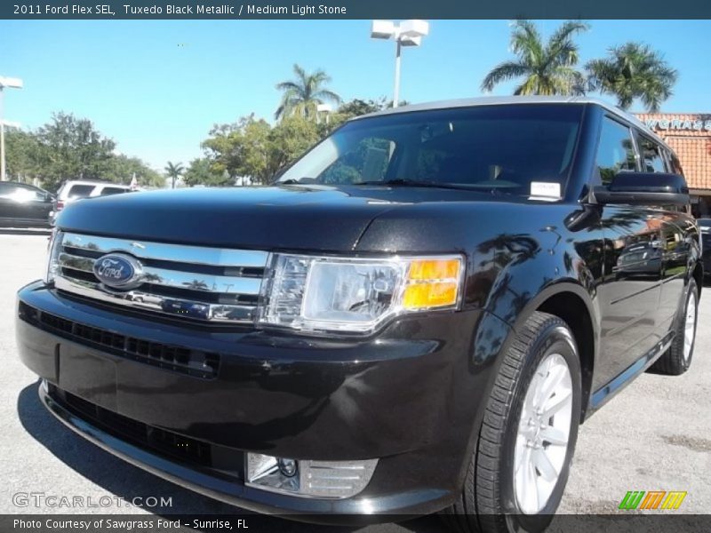 Tuxedo Black Metallic / Medium Light Stone 2011 Ford Flex SEL