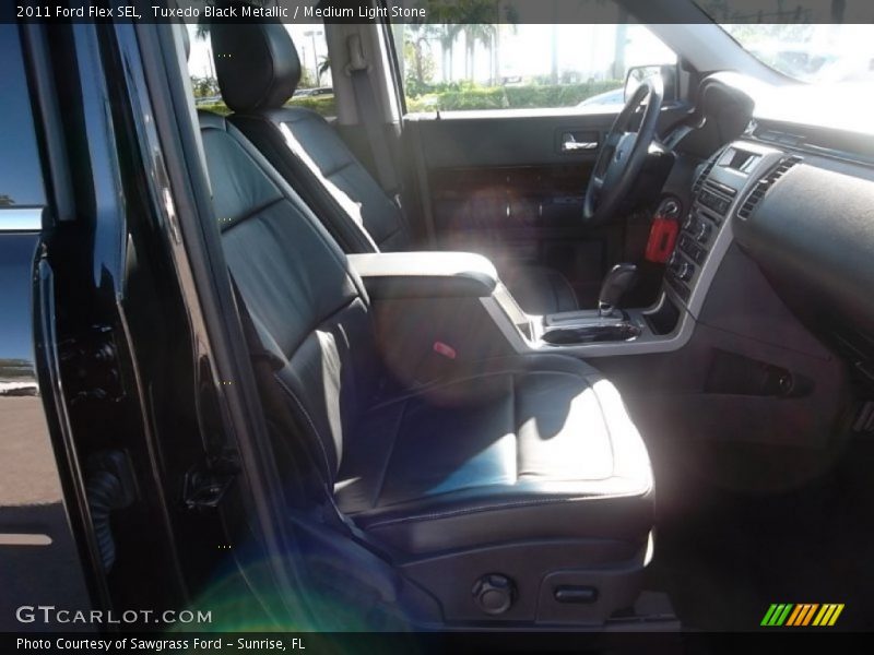 Tuxedo Black Metallic / Medium Light Stone 2011 Ford Flex SEL