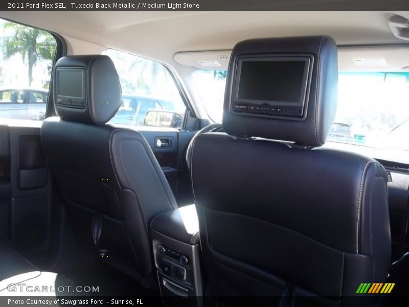 Tuxedo Black Metallic / Medium Light Stone 2011 Ford Flex SEL
