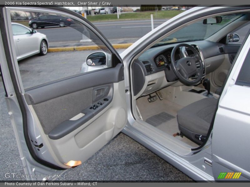 Clear Silver / Gray 2006 Kia Spectra Spectra5 Hatchback