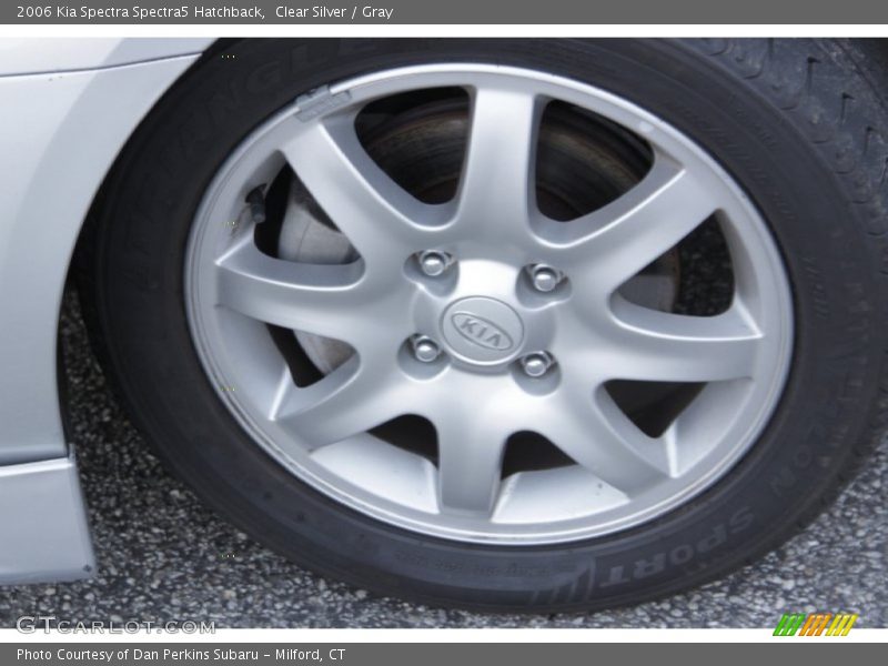 Clear Silver / Gray 2006 Kia Spectra Spectra5 Hatchback