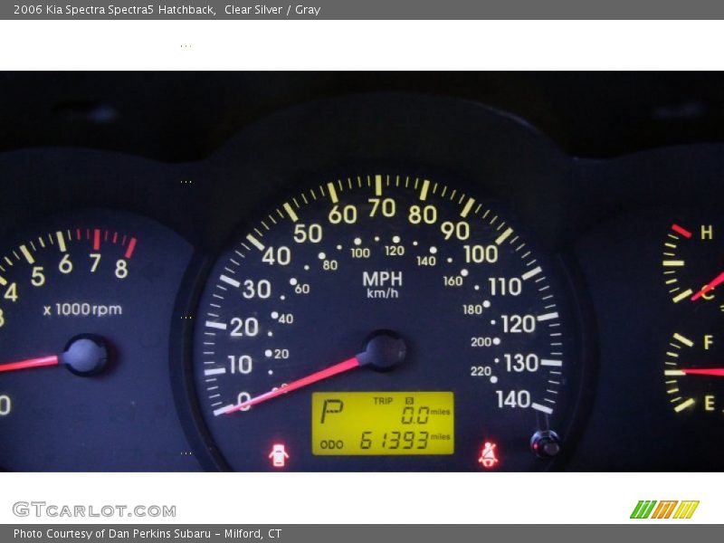 Clear Silver / Gray 2006 Kia Spectra Spectra5 Hatchback