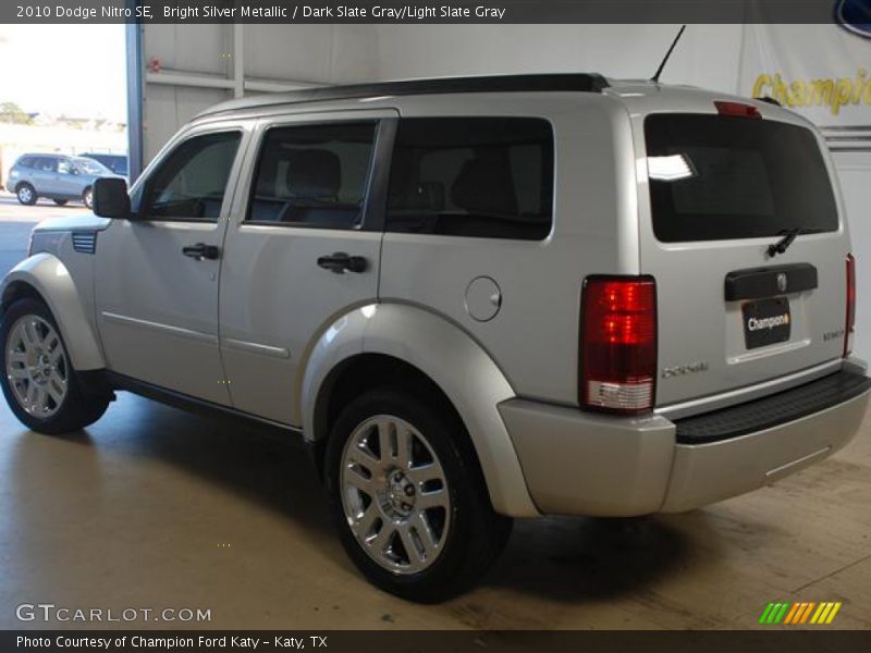 Bright Silver Metallic / Dark Slate Gray/Light Slate Gray 2010 Dodge Nitro SE