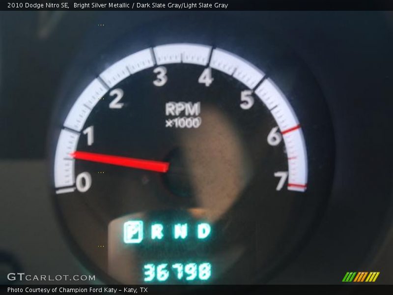 Bright Silver Metallic / Dark Slate Gray/Light Slate Gray 2010 Dodge Nitro SE