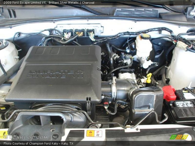 Brilliant Silver Metallic / Charcoal 2009 Ford Escape Limited V6