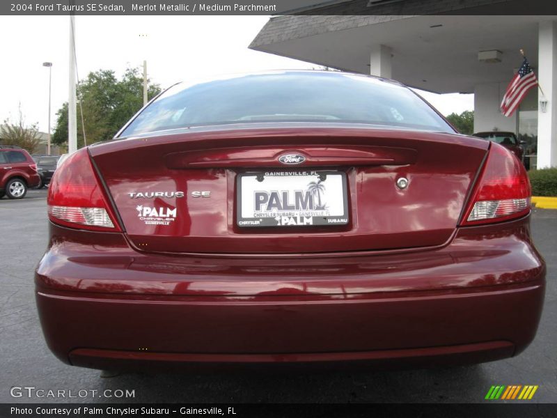 Merlot Metallic / Medium Parchment 2004 Ford Taurus SE Sedan