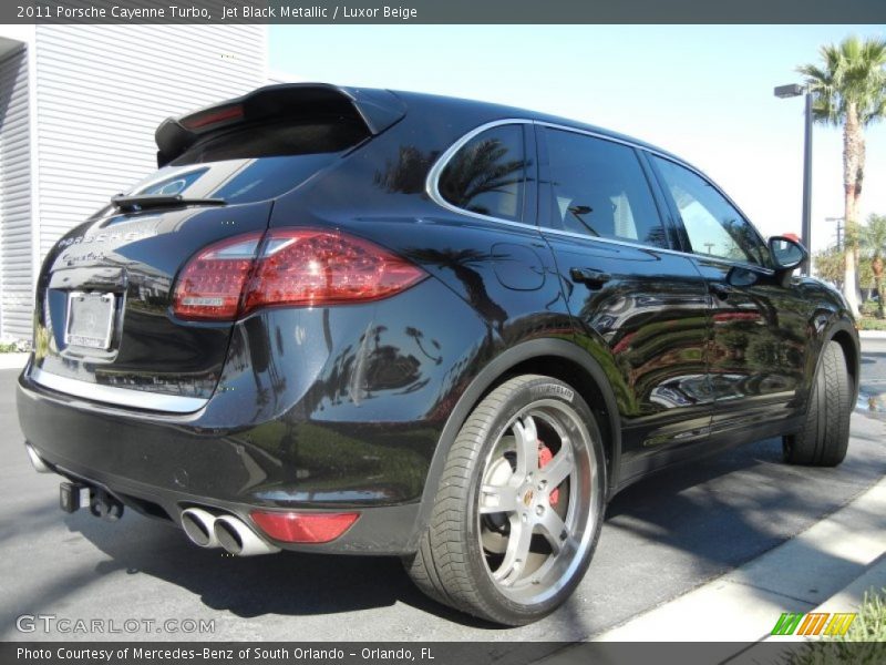 Jet Black Metallic / Luxor Beige 2011 Porsche Cayenne Turbo