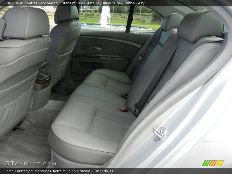  2005 7 Series 745i Sedan Basalt Grey/Flannel Grey Interior