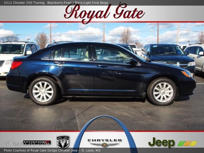 Blackberry Pearl / Black/Light Frost Beige 2011 Chrysler 200 Touring