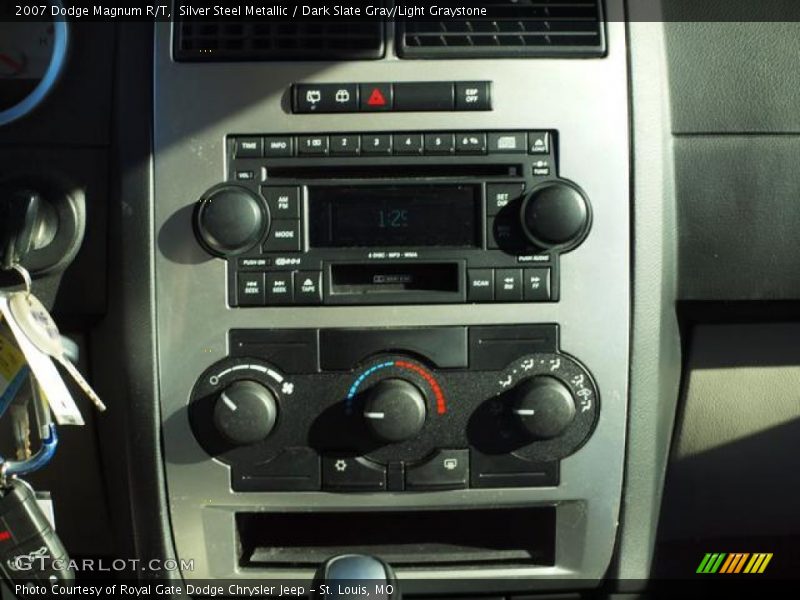 Silver Steel Metallic / Dark Slate Gray/Light Graystone 2007 Dodge Magnum R/T