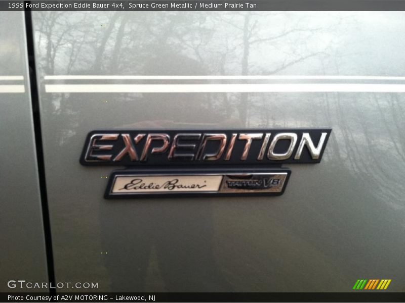  1999 Expedition Eddie Bauer 4x4 Logo