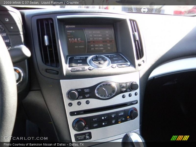 Liquid Platinum / Graphite 2009 Infiniti G 37 Sedan
