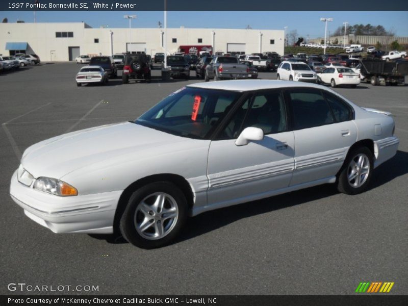 White / Pewter 1997 Pontiac Bonneville SE