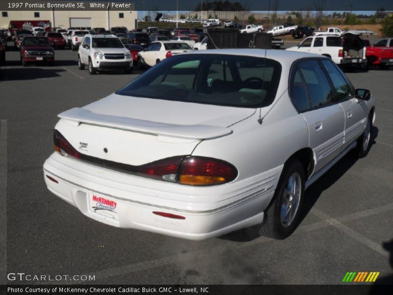 White / Pewter 1997 Pontiac Bonneville SE