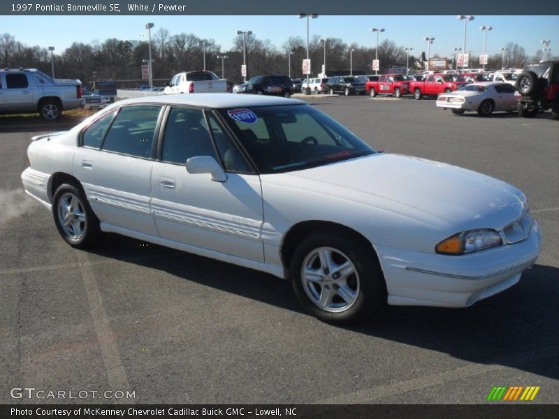 White / Pewter 1997 Pontiac Bonneville SE