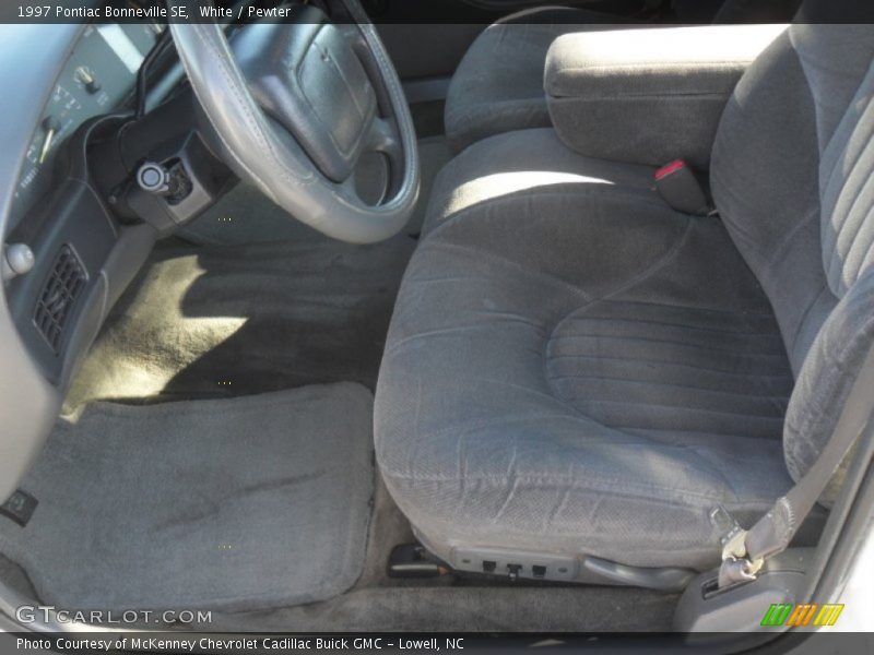 White / Pewter 1997 Pontiac Bonneville SE