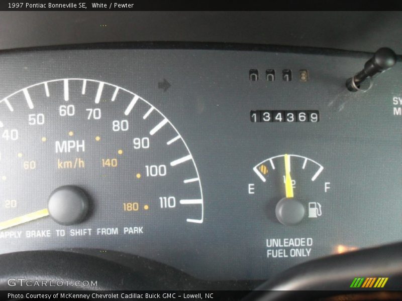 White / Pewter 1997 Pontiac Bonneville SE