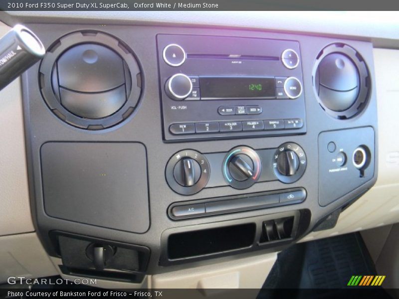 Oxford White / Medium Stone 2010 Ford F350 Super Duty XL SuperCab
