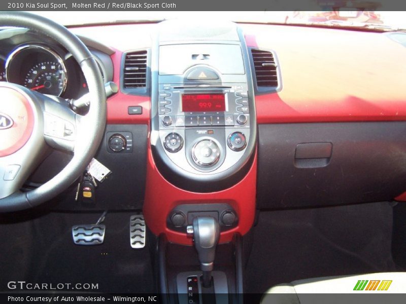Molten Red / Red/Black Sport Cloth 2010 Kia Soul Sport