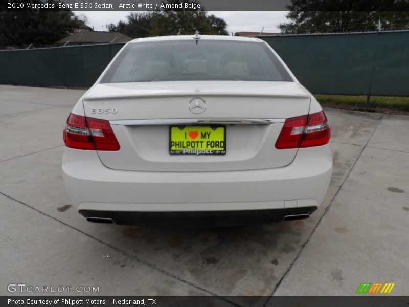 Arctic White / Almond Beige 2010 Mercedes-Benz E 350 Sedan