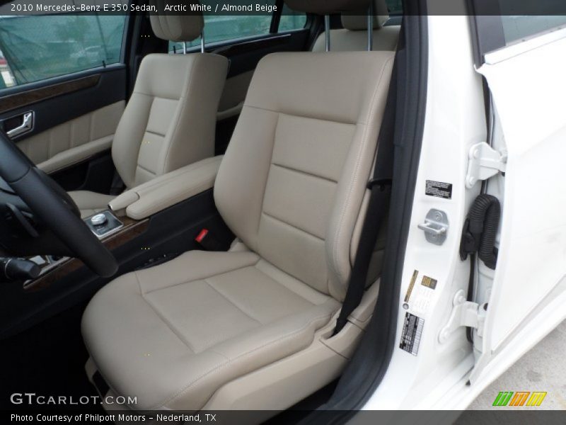 Arctic White / Almond Beige 2010 Mercedes-Benz E 350 Sedan