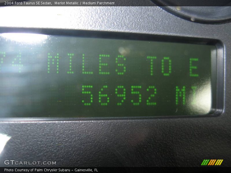 Merlot Metallic / Medium Parchment 2004 Ford Taurus SE Sedan