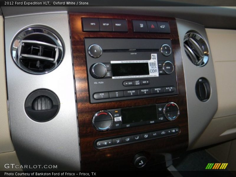 Oxford White / Stone 2012 Ford Expedition XLT