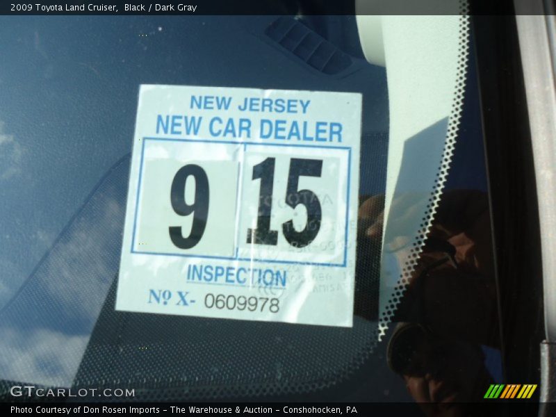 Black / Dark Gray 2009 Toyota Land Cruiser