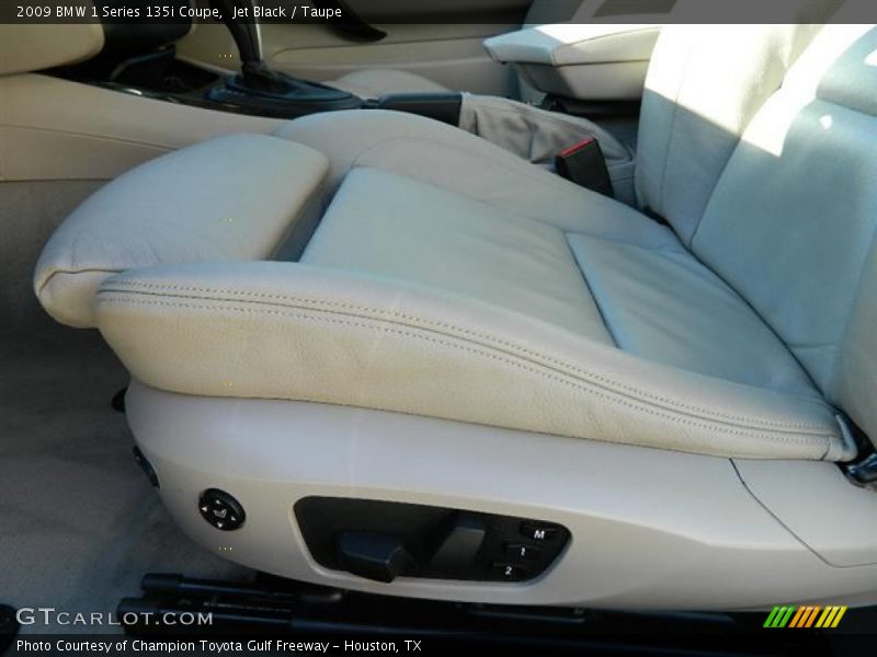 Jet Black / Taupe 2009 BMW 1 Series 135i Coupe