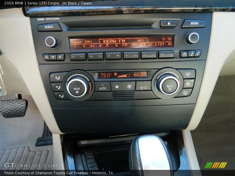 Jet Black / Taupe 2009 BMW 1 Series 135i Coupe