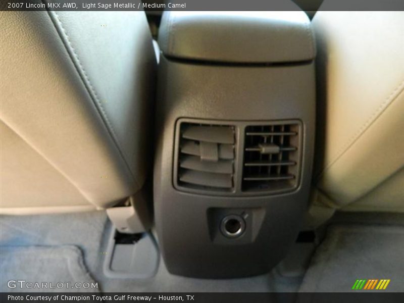 Light Sage Metallic / Medium Camel 2007 Lincoln MKX AWD
