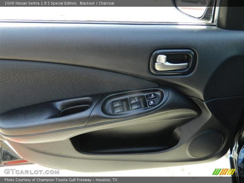 Blackout / Charcoal 2006 Nissan Sentra 1.8 S Special Edition