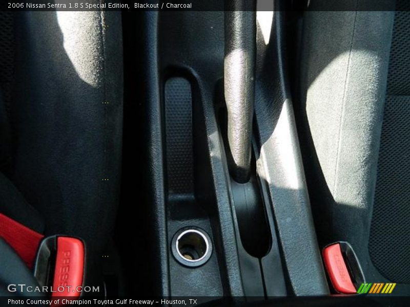 Blackout / Charcoal 2006 Nissan Sentra 1.8 S Special Edition