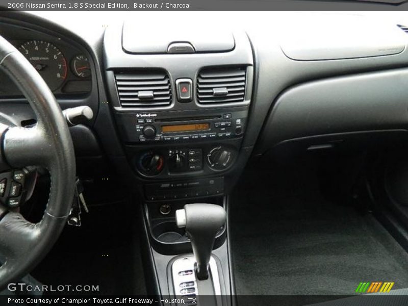 Blackout / Charcoal 2006 Nissan Sentra 1.8 S Special Edition