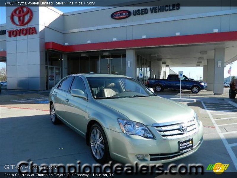 Silver Pine Mica / Ivory 2005 Toyota Avalon Limited