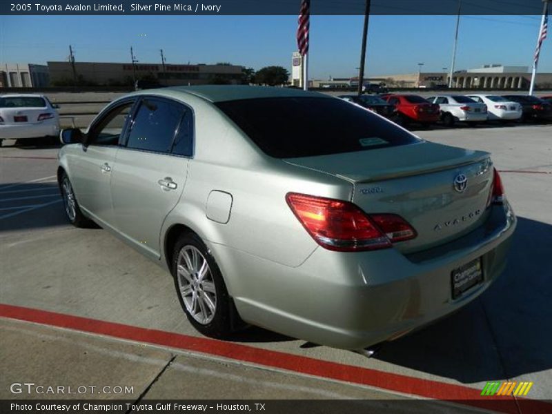 Silver Pine Mica / Ivory 2005 Toyota Avalon Limited