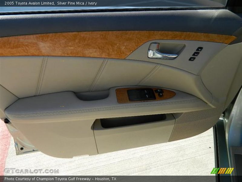 Silver Pine Mica / Ivory 2005 Toyota Avalon Limited
