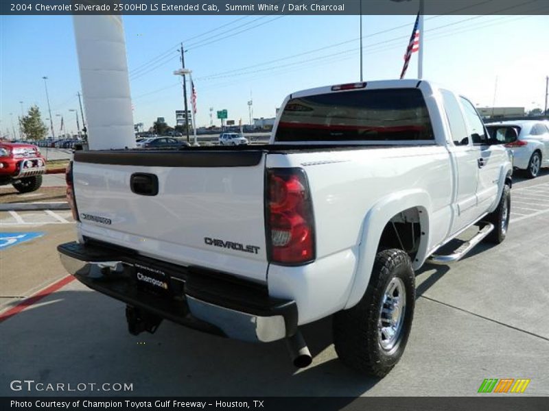 Summit White / Dark Charcoal 2004 Chevrolet Silverado 2500HD LS Extended Cab