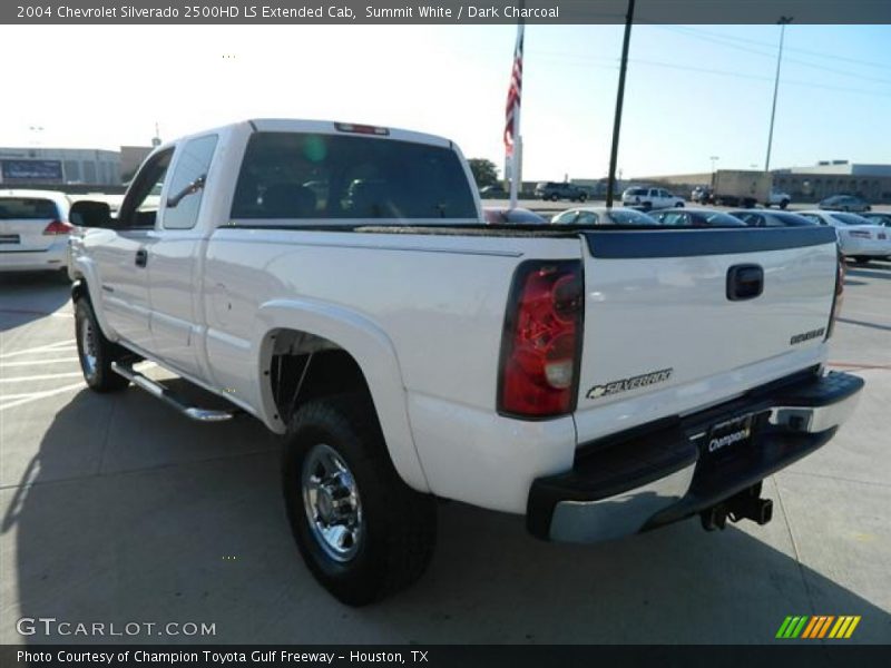 Summit White / Dark Charcoal 2004 Chevrolet Silverado 2500HD LS Extended Cab