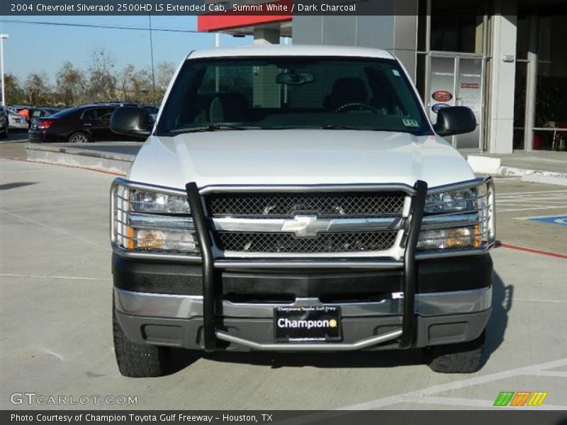 Summit White / Dark Charcoal 2004 Chevrolet Silverado 2500HD LS Extended Cab