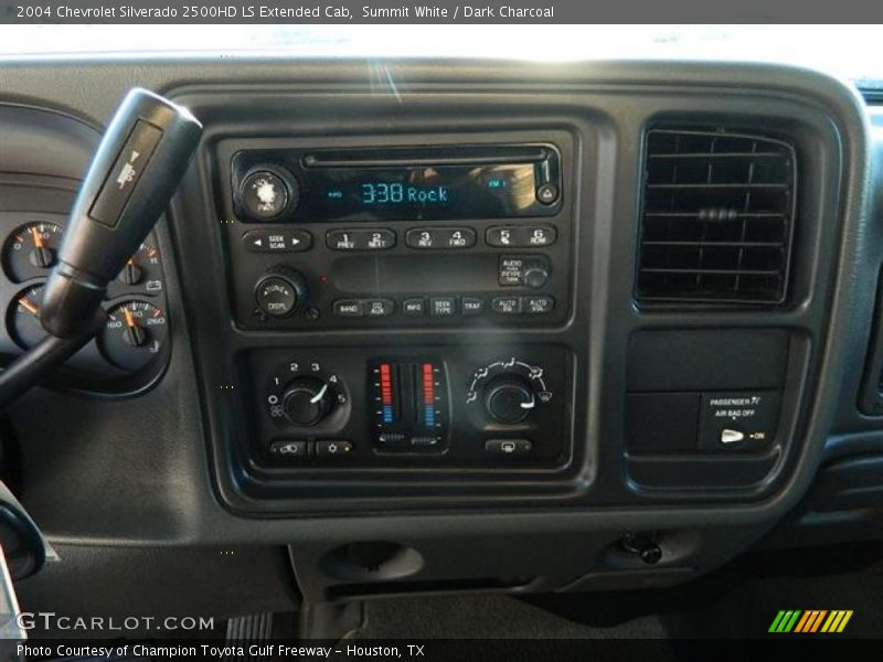 Summit White / Dark Charcoal 2004 Chevrolet Silverado 2500HD LS Extended Cab