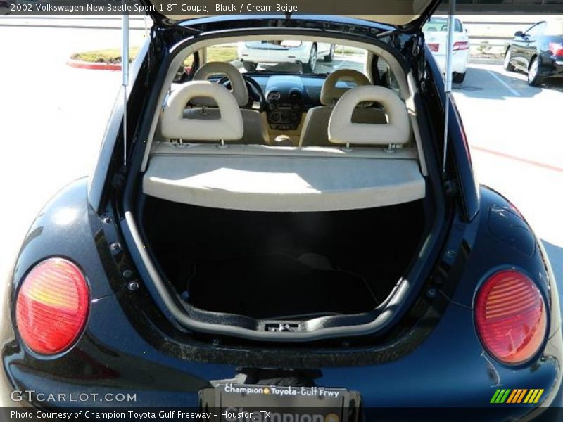 Black / Cream Beige 2002 Volkswagen New Beetle Sport 1.8T Coupe
