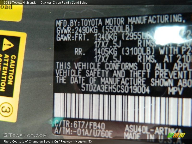 2012 Highlander  Cypress Green Pearl Color Code 6T7